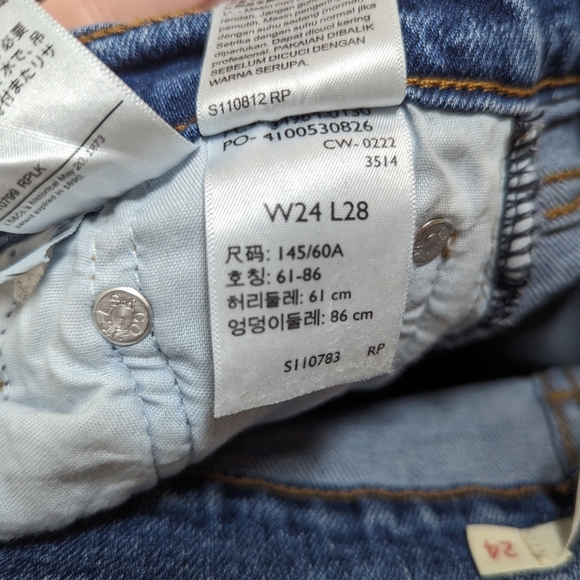 Levi's Wedgie Straight Jeans 24 x 28 - Picture 9 of 9